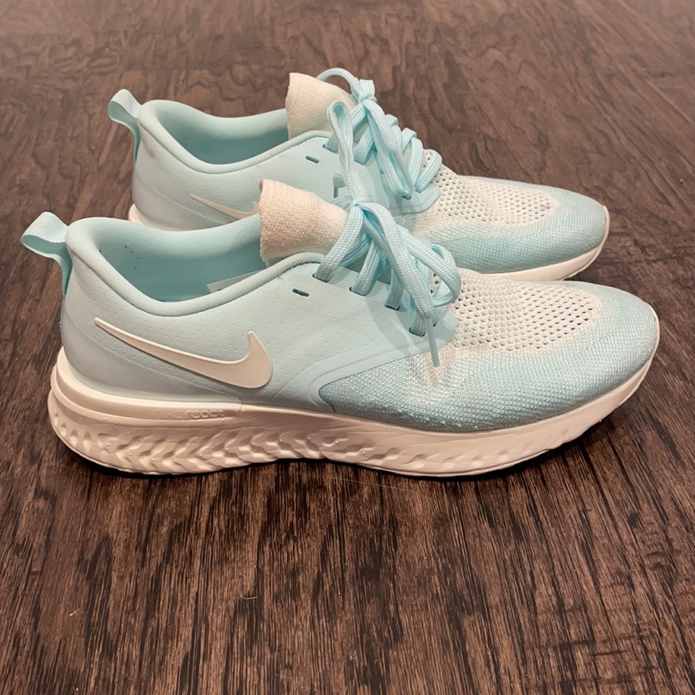 Women’s Nike React